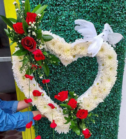 Corona Novelty Corazón